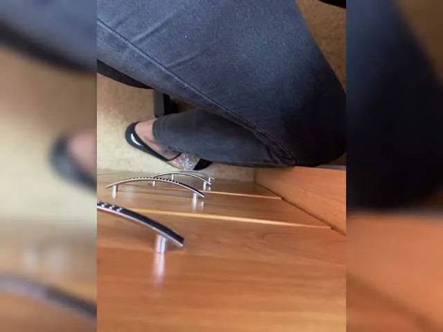 Live sex webcam photo for zarakismi #289175362