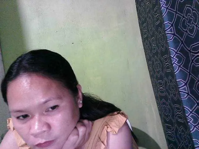 Live sex webcam photo for zelle-pinay27 #275559900
