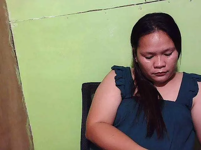 Live sex webcam photo for zelle-pinay27 #275567226