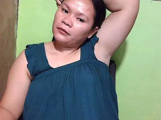 Live sex webcam photo for zelle-pinay27 #275568804