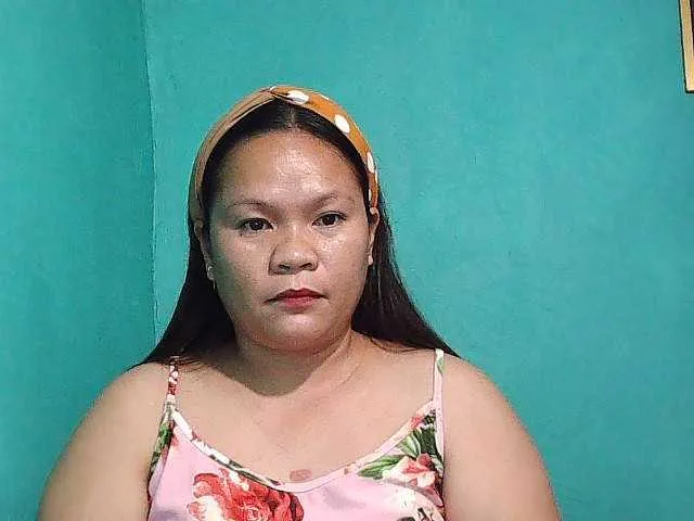 Live sex webcam photo for zelle-pinay27 #276074254