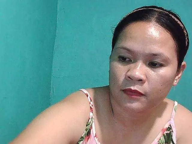 Live sex webcam photo for zelle-pinay27 #276077868