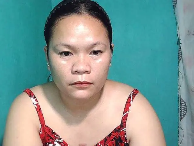 Live sex webcam photo for zelle-pinay27 #276242711