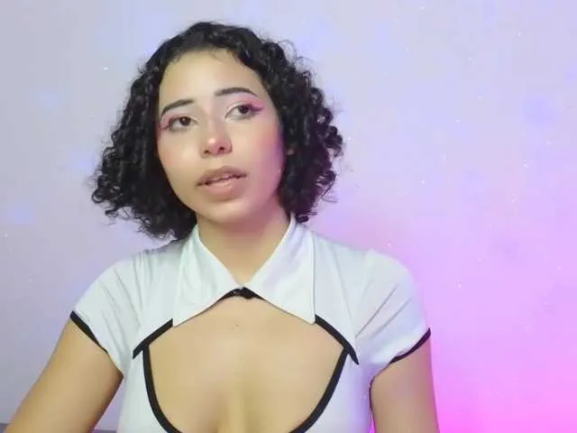 Live sex webcam photo for zephyrineuwu #276330033