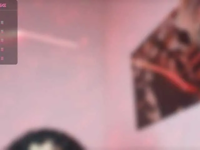 Live sex webcam photo for zephyrineuwu #276463641