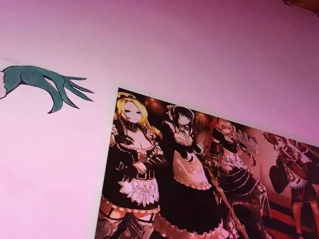 Live sex webcam photo for zephyrineuwu #276883149