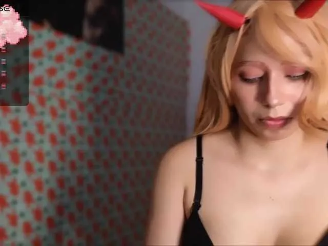 Live sex webcam photo for zephyrineuwu #277061758