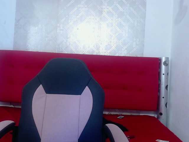 Live sex webcam photo for zhamira21 #290523512