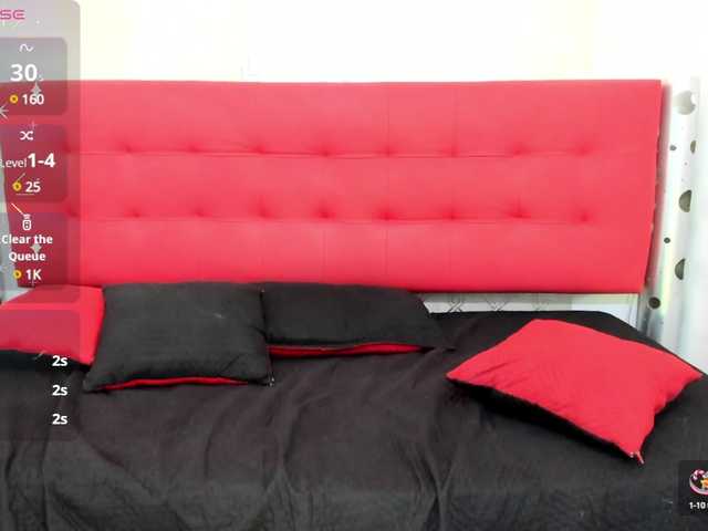 Live sex webcam photo for zhamira21 #290672562