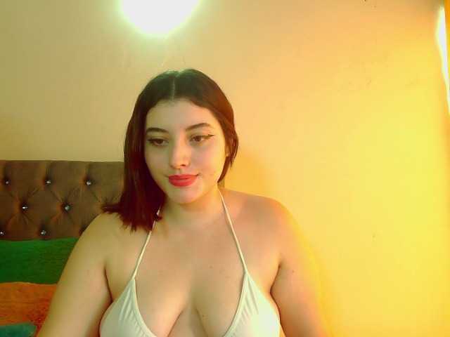 Live sex webcam photo for zoe-acosta #275626925