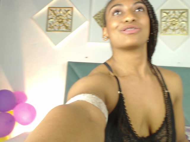 Live sex webcam photo for zoe-ebonny #277846539