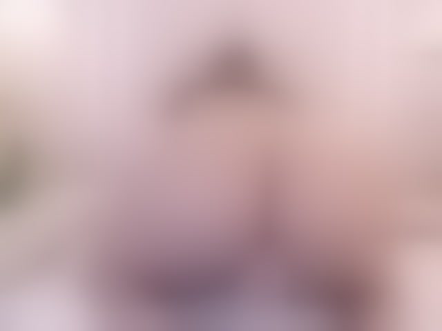 Live sex webcam photo for zoe-roux21 #294013871