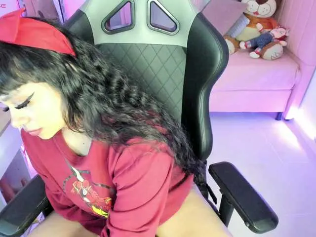 Live sex webcam photo for zoe-sullivan #290479757