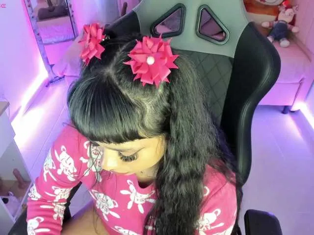 Live sex webcam photo for zoe-sullivan #290756880