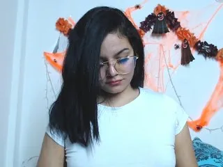 Live sex webcam photo for ZoeBennett #190975742
