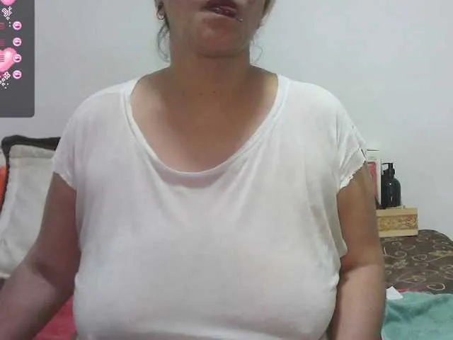Live sex webcam photo for zoedoll #273443059