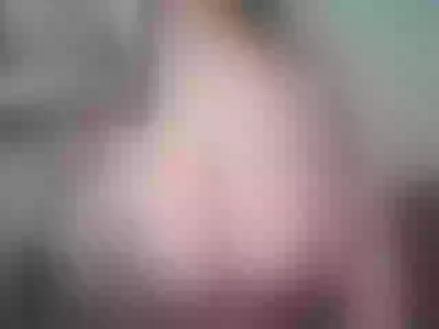 Live sex webcam photo for zoedoll #276511782