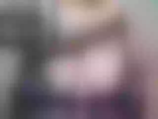 Live sex webcam photo for zoedoll #276965657