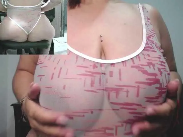 Live sex webcam photo for zoedoll #277043512
