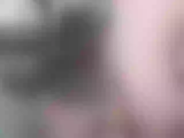 Live sex webcam photo for zoedoll #277559049