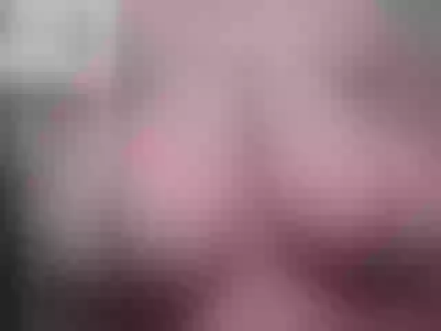 Live sex webcam photo for zoedoll #291645119