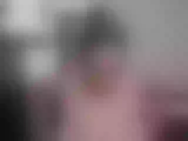 Live sex webcam photo for zoedoll #291957776