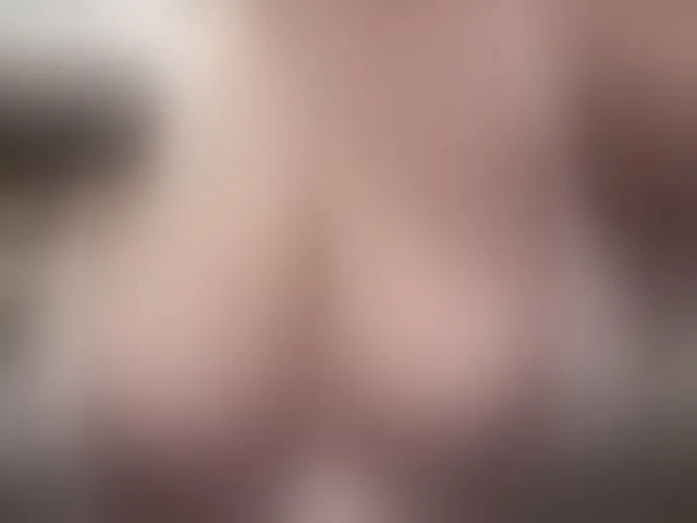 Live sex webcam photo for zoedoll #293096949