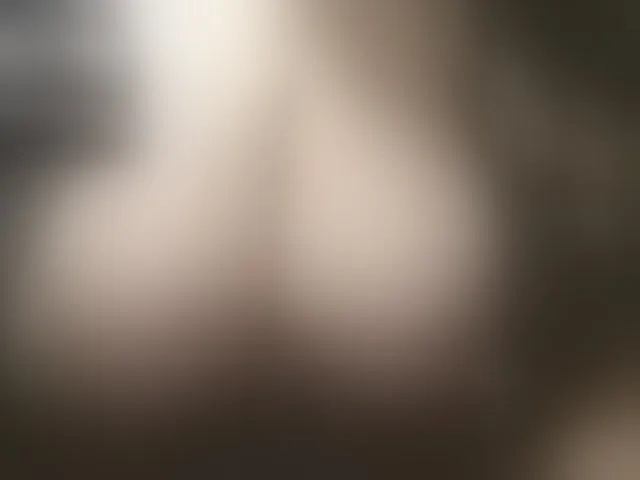 Live sex webcam photo for zoedoll #293886533