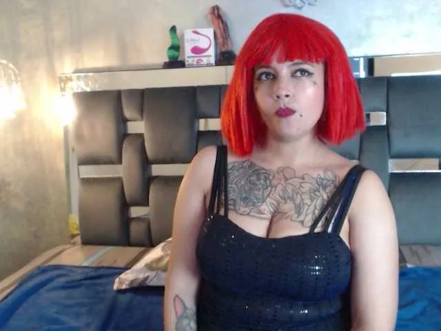Live sex webcam photo for zoemichaels #272562412