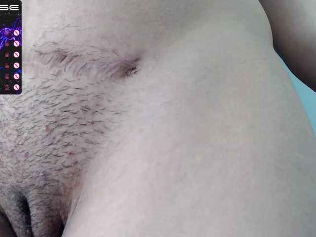 Live sex webcam photo for zoey-1824 #272095747