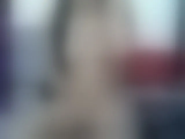 Live sex webcam photo for zoeyrogers #278085823