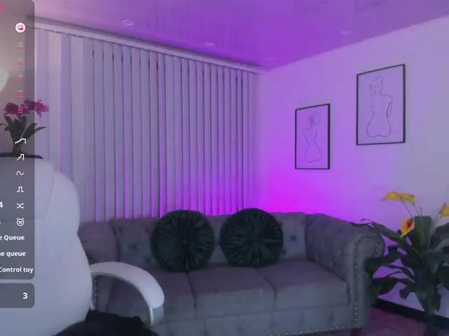 Live sex webcam photo for zooe-wills #290844838