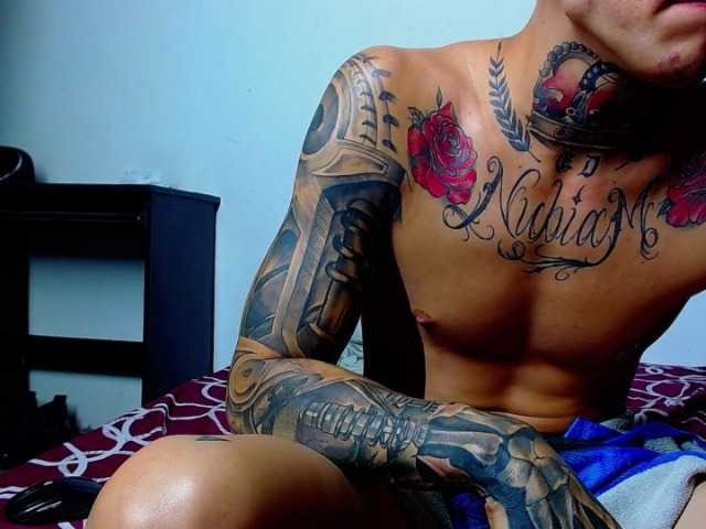 Live sex webcam photo for zorrofumon #277673726