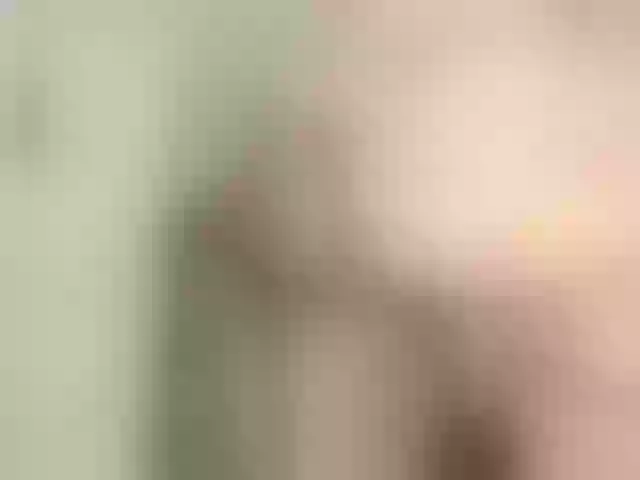Live sex webcam photo for zully-jones #292141555