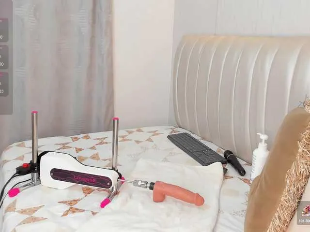 Live sex webcam photo for zuzusweet #290270149