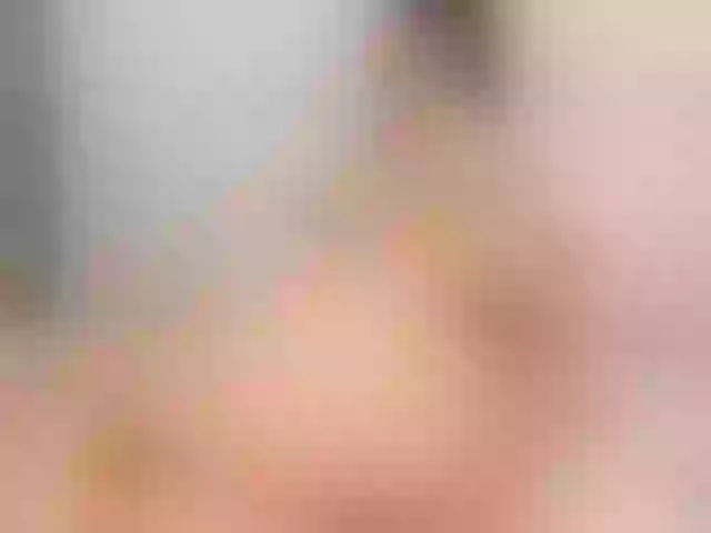 Live sex webcam photo for zuzusweet #290940089