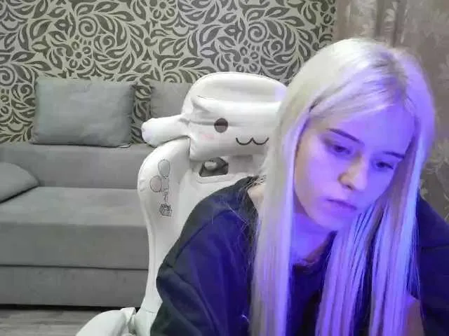 Live sex webcam photo for zxcjenny #275615663