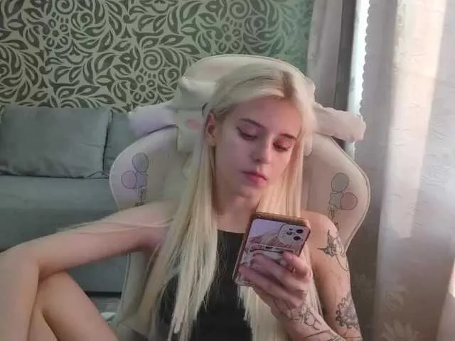 Live sex webcam photo for zxcjenny #275966652