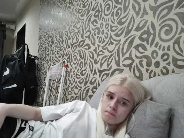 Live sex webcam photo for zxcjenny #276075007