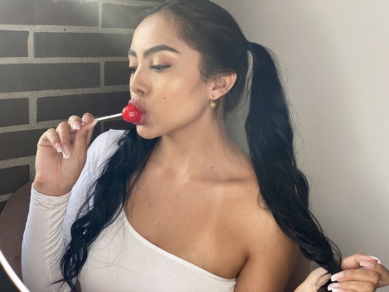 Live sex webcam photo for lindsay_smit #2097057