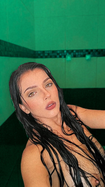 Live sex webcam photo for AnaGrey #6035085