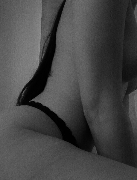 Live sex webcam photo for AliceMeyer #2668019