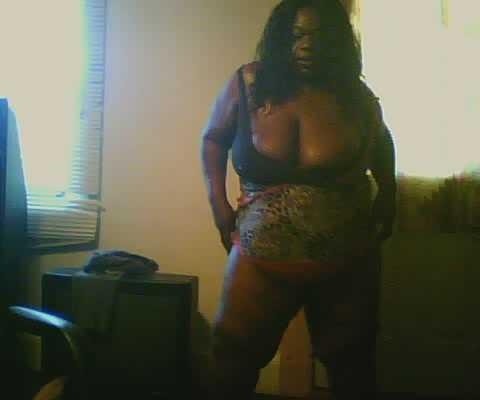 Live sex webcam photo for BkbbwToySexyJoy #2535698