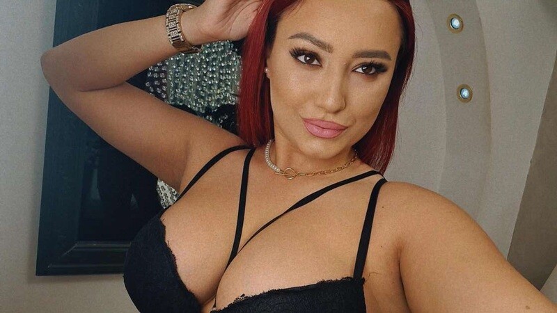 Live sex webcam photo for EmyHilton #5529224
