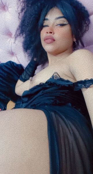 Live sex webcam photo for MelissaFlint #3375660