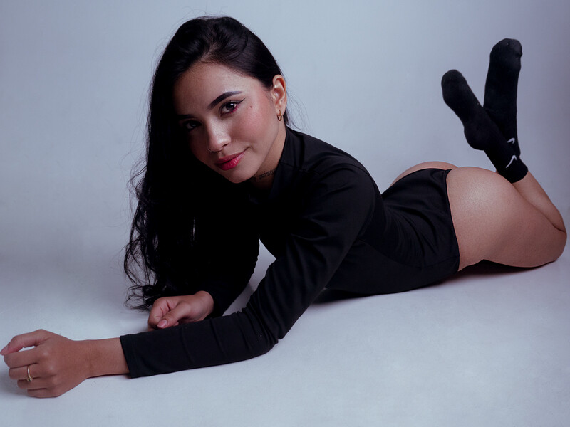 Live sex webcam photo for BrianaJhonson #6920165