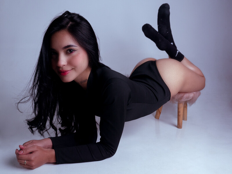Live sex webcam photo for BrianaJhonson #6920171