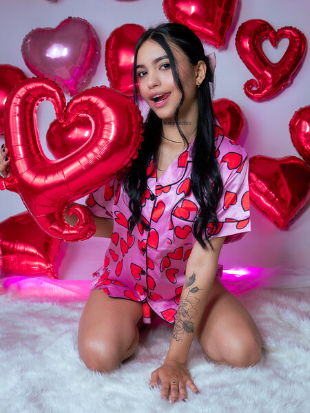 Live sex webcam photo for BrianaJhonson #6899861