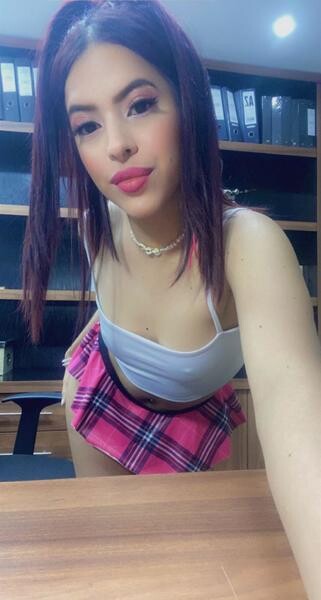 Live sex webcam photo for ArianaRivera #3006068