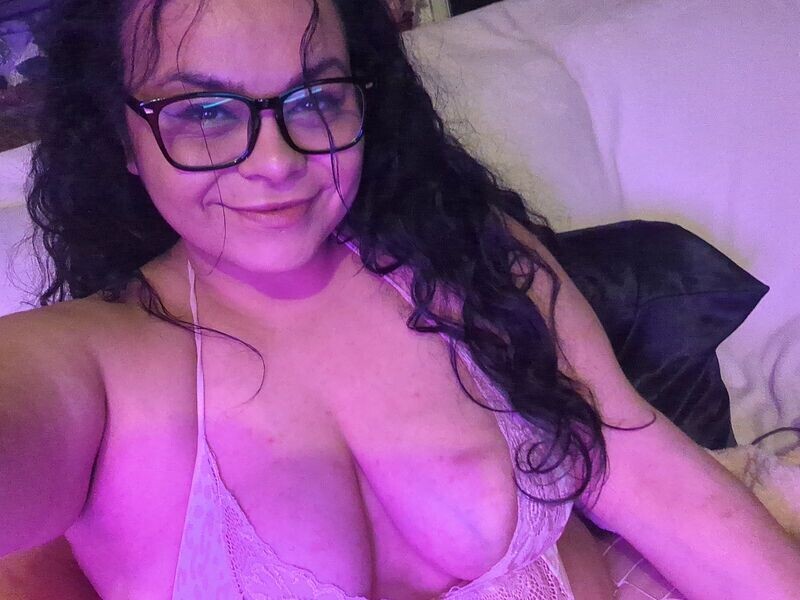 Live sex webcam photo for SmathyDeez #6357229